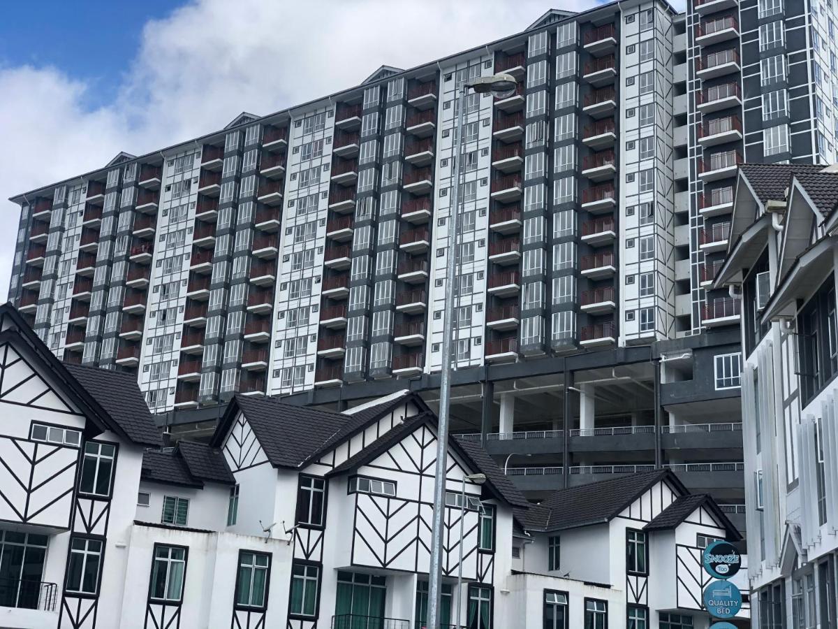 Ramadhina Eagle Eye View Home2stay Emerald Avenue Apartment *