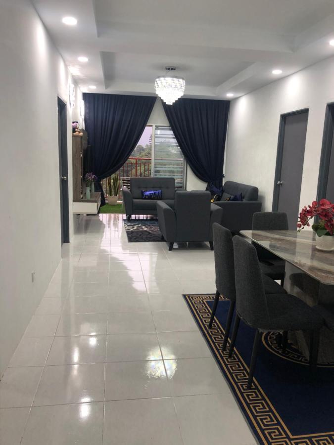 Ramadhina Eagle Eye View Home2stay Emerald Avenue
