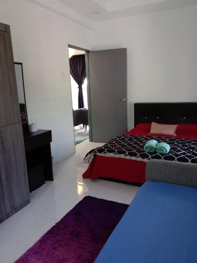 Ramadhina Eagle Eye View Home2stay Emerald Avenue *