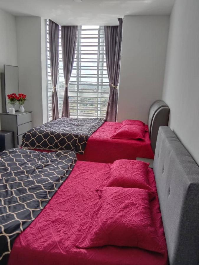 Ramadhina Eagle Eye View Home2stay Emerald Avenue *