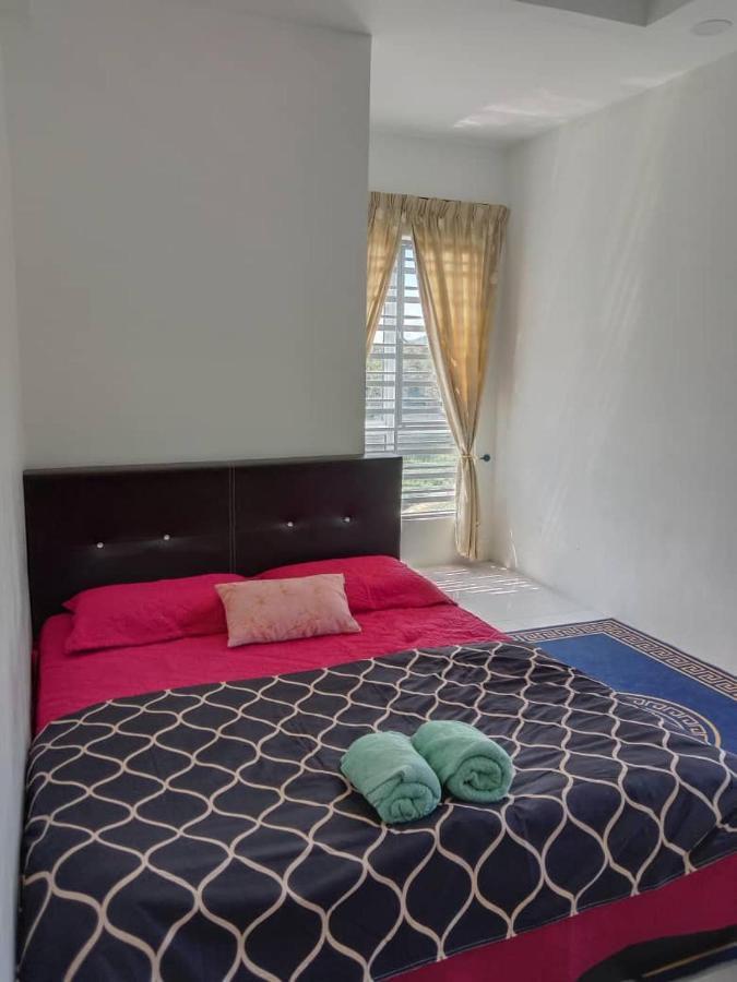 Apartment Ramadhina Eagle Eye View Home2stay Emerald Avenue