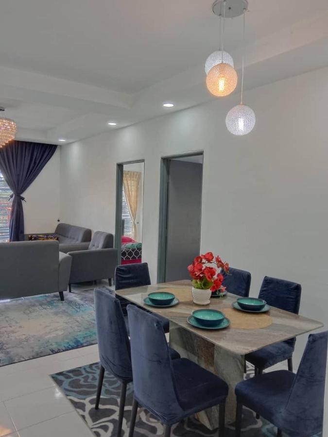 Ramadhina Eagle Eye View Home2stay Emerald Avenue * Brinchang