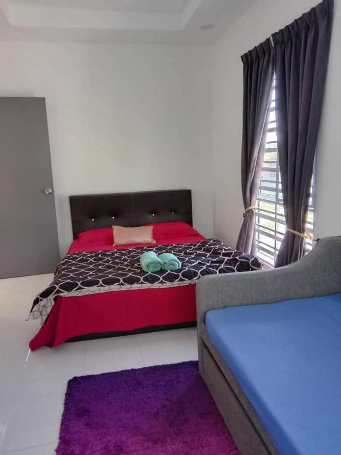 Apartment Ramadhina Eagle Eye View Home2stay Emerald Avenue *